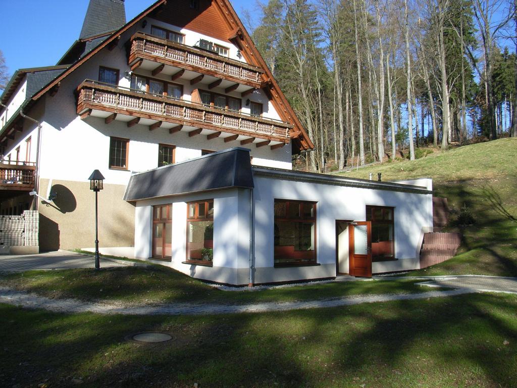 Hotel Und Restaurant Koehlerhuette - Fuerstenbrunn Beierfeld Kültér fotó